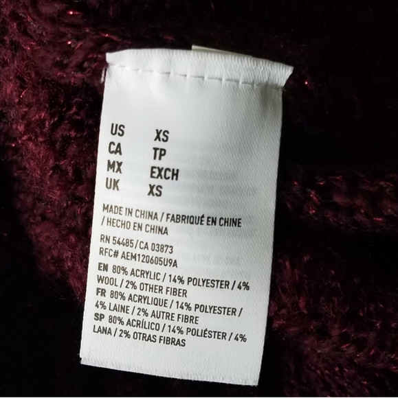 AEO Sweater - Picture 7 of 8